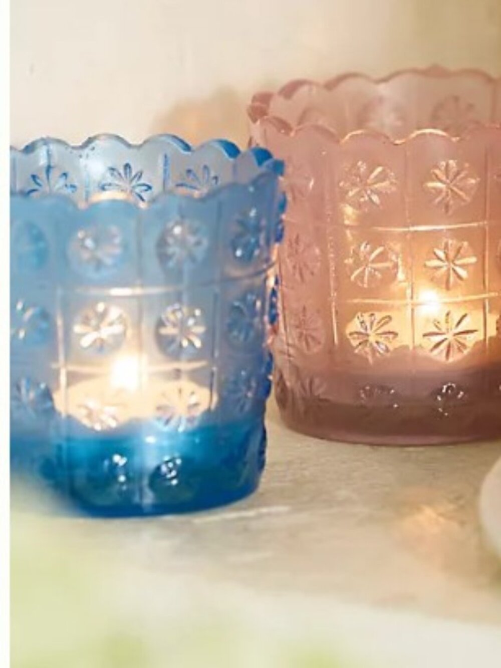 Anthropologie / Terrain Etched Daisy Glass Votives in Ocean Blue, Set of 2 - NWT - Picture 2 of 5